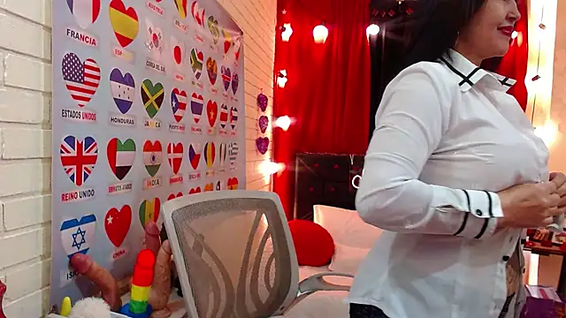 Snapshot of Sarah_teiku chatting on 17, 1, 2025 Sarah teiku online show from 17, 1, 2025