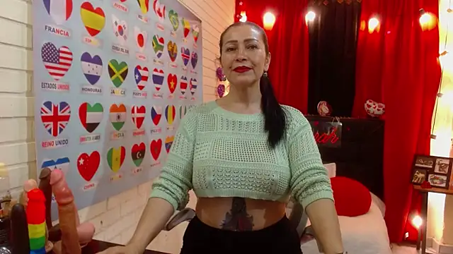 Snapshot of Sarah_teiku chatting on 18, 3, 2025 Sarah teiku online show from 18, 3, 2025