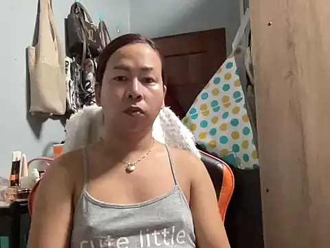 Snapshot of UrLove_Marga chatting on 24, 9, 2025 UrLove Marga online show from 24, 9, 2025