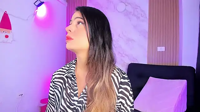 Megan blue7 online show from 19, 1, 2025