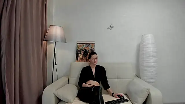 Katerina Ray online show from 7, 10, 2025