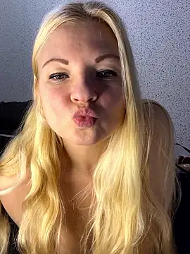 Snapshot of Julia_beauty chatting on 11, 2, 2026 Julia beauty online show from 11, 2, 2026