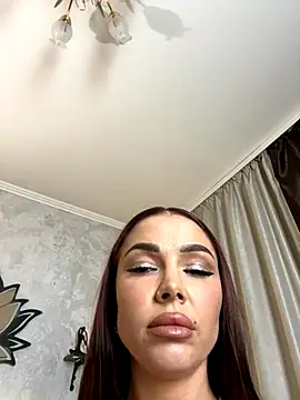 StripBianka online show from 7, 11, 2025