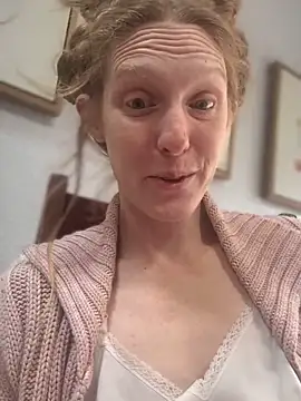 GoldenFlameGoddess online show from 21, 2, 2025