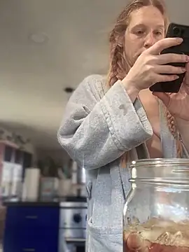 GoldenFlameGoddess online show from 22, 2, 2025