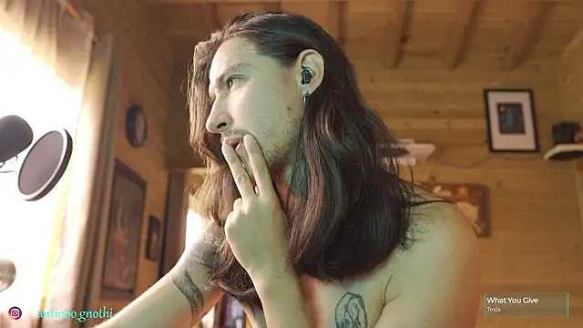 Antinoo Gnothi online show from 30, 10, 2025