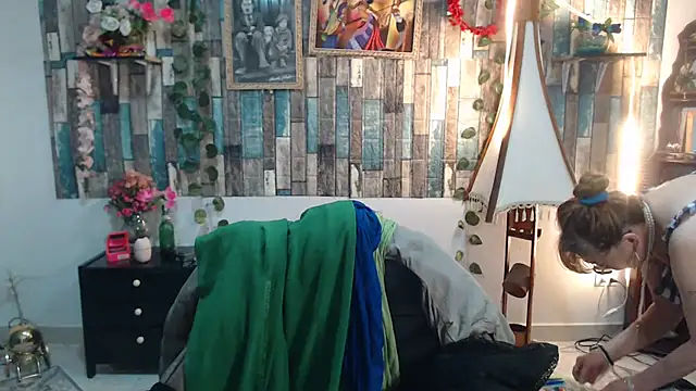 Snapshot of KarimaSarabe chatting on 21, 11, 2025 KarimaSarabe online show from 21, 11, 2025