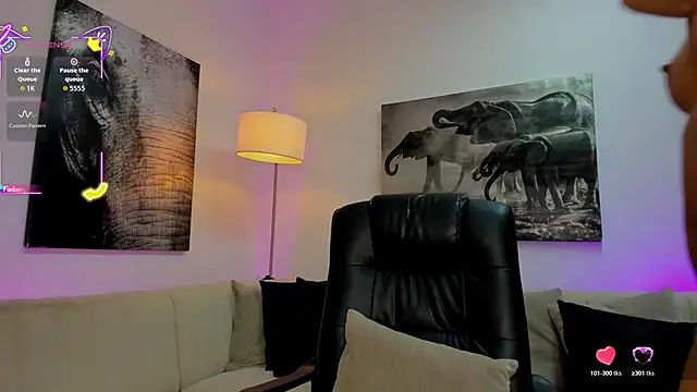 Snapshot of Ary_7 chatting on 20, 11, 2025 Ary 7 online show from 20, 11, 2025