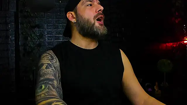 Snapshot of LexXHardy chatting on 23, 11, 2025 LexXHardy online show from 23, 11, 2025