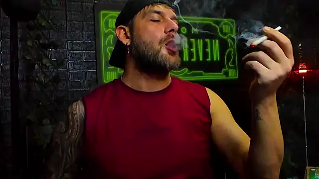 Snapshot of LexXHardy chatting on 15, 12, 2025 LexXHardy online show from 15, 12, 2025