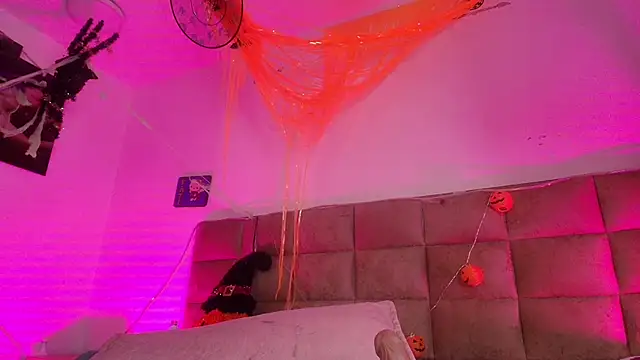  sex mia online show from 30, 10, 2025