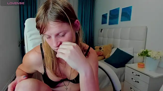 Kathlyn  Heath online show from 23, 1, 2025