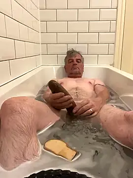 Snapshot of RealFuckHunter chatting on 21, 10, 2025 RealFuckHunter online show from 21, 10, 2025