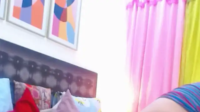 Snapshot of sandra_20 chatting on 9, 11, 2025 sandra 20 online show from 9, 11, 2025