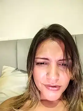 Mia Hampton online show from 6, 2, 2025