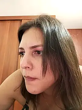 Mia Hampton online show from 7, 3, 2025