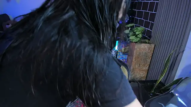 Cuttiealice online show from 24, 12, 2024