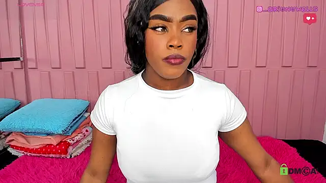 Briana Wells  online show from 4, 12, 2024