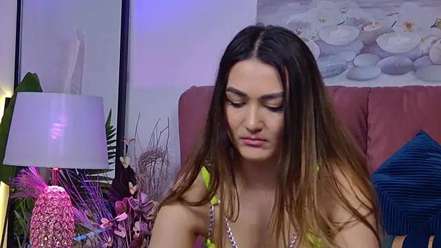 NicolLopeze online show from 11, 2, 2025