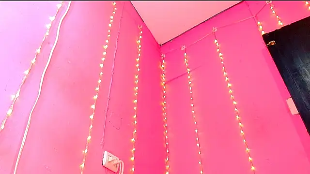 alaiia rosse online show from 14, 12, 2025