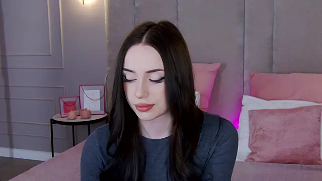 Betty Bridge online show from 17, 2, 2025