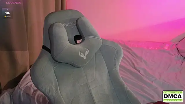 Snapshot of cute_thomas chatting on 16, 10, 2025 cute thomas online show from 16, 10, 2025