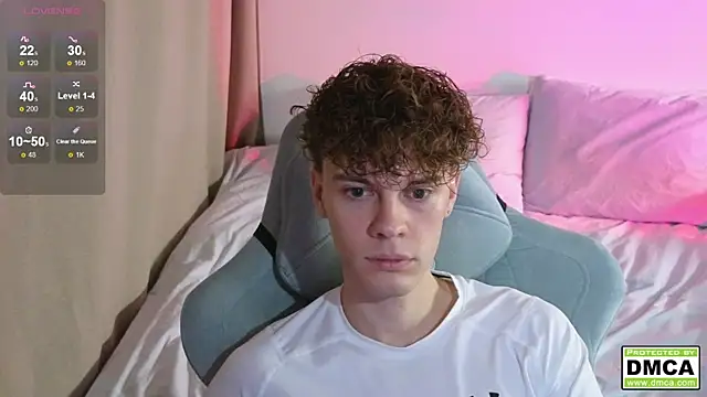 Snapshot of cute_thomas chatting on 17, 10, 2025 cute thomas online show from 17, 10, 2025