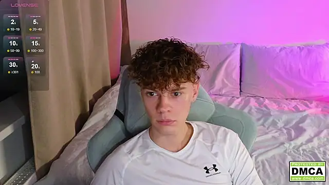 Snapshot of cute_thomas chatting on 22, 10, 2025 cute thomas online show from 22, 10, 2025