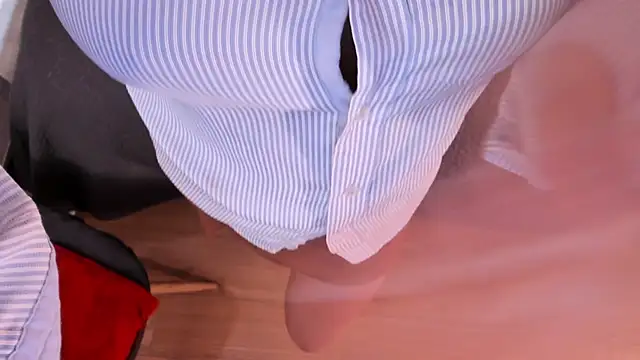 SaharaGarcia   online show from 14, 10, 2025