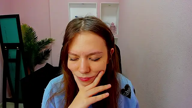 Persephoni online show from 10, 10, 2025