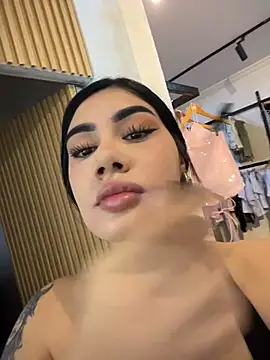 Snapshot of clarachanelricek chatting on 25, 3, 2026 clarachanelricek online show from 25, 3, 2026