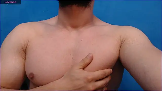 Snapshot of alex_blu chatting on 12, 10, 2025 alex blu online show from 12, 10, 2025