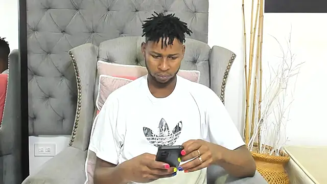 santhi lee online show from 28, 2, 2025