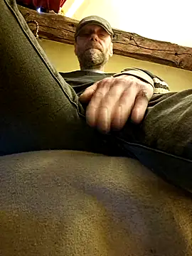 Snapshot of eddouxxx78 chatting on 2, 3, 2025 eddouxxx78 online show from 2, 3, 2025