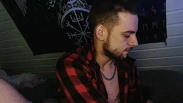 Snapshot of Youngtimer_1997 chatting on 16, 12, 2025 Youngtimer 1997 online show from 16, 12, 2025