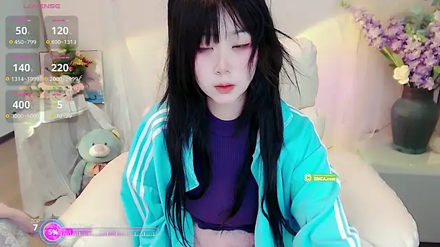 Snapshot of yoyoyo_99 chatting on 5, 2, 2025 yoyoyo 99 online show from 5, 2, 2025