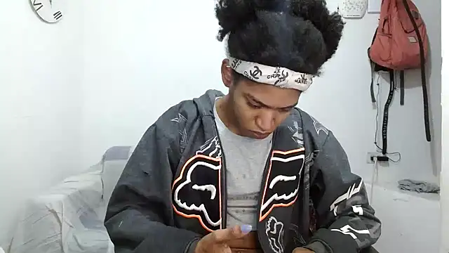 angelamarie1 online show from 10, 11, 2025