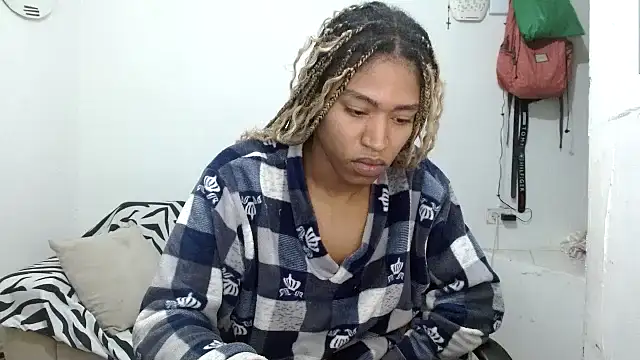 angelamarie1 online show from 17, 1, 2026