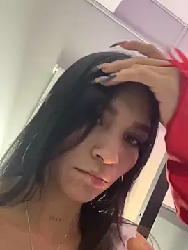 LauraAristizabal online show from 24, 12, 2024