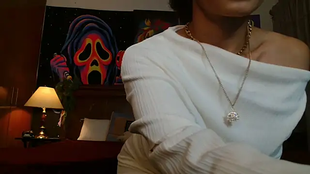 Snapshot of MINI_Petite chatting on 13, 12, 2024 MINI Petite online show from 13, 12, 2024