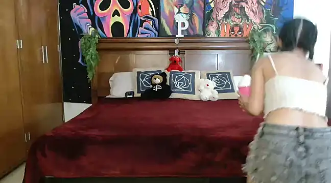 Snapshot of MINI_Petite chatting on 31, 1, 2025 MINI Petite online show from 31, 1, 2025