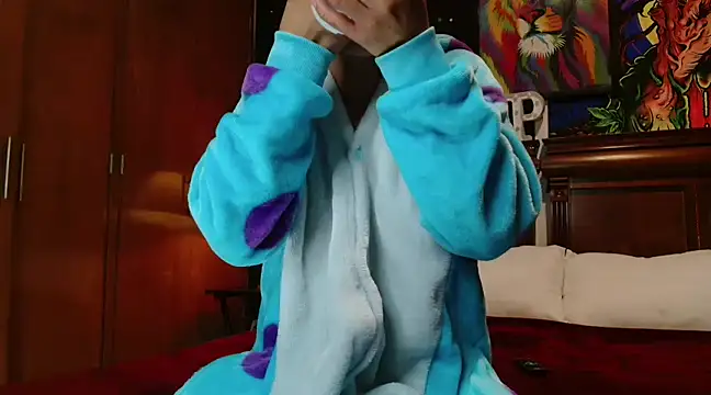 Snapshot of MINI_Petite chatting on 26, 2, 2025 MINI Petite online show from 26, 2, 2025