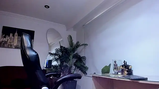 Meghan320 online show from 9, 3, 2026