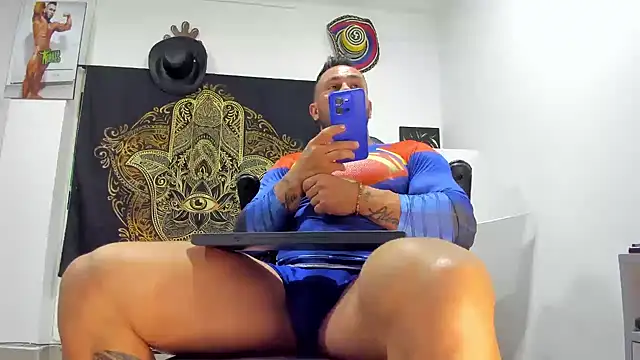 LOGAN WHITTERS01 online show from 18, 12, 2024