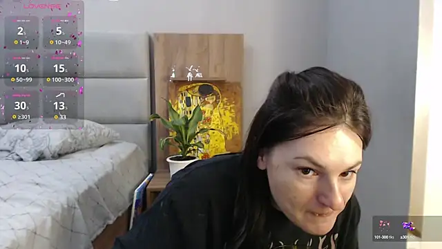 Stacy Davice online show from 5, 2, 2025