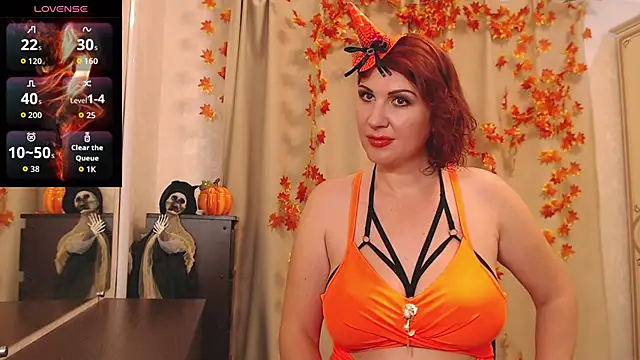 Snapshot of AlinaBoobs55 chatting on 13, 10, 2025 AlinaBoobs55 online show from 13, 10, 2025