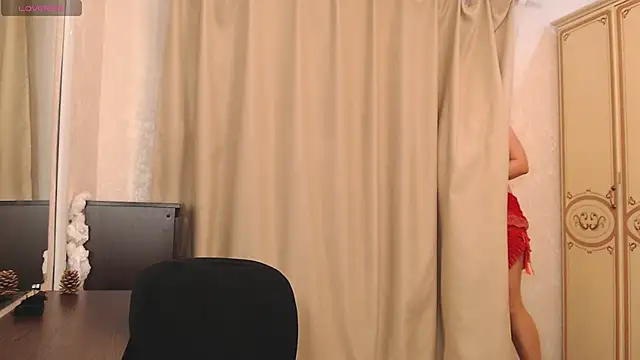 Snapshot of AlinaBoobs55 chatting on 30, 11, 2025 AlinaBoobs55 online show from 30, 11, 2025