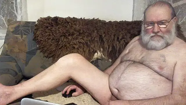 SexySantaC online show from 12, 12, 2024