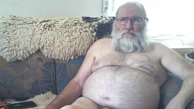 SexySantaC online show from 8, 9, 2025