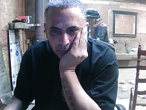 Snapshot of hardcok4u2abuse40 chatting on 13, 10, 2025 hardcok4u2abuse40 online show from 13, 10, 2025